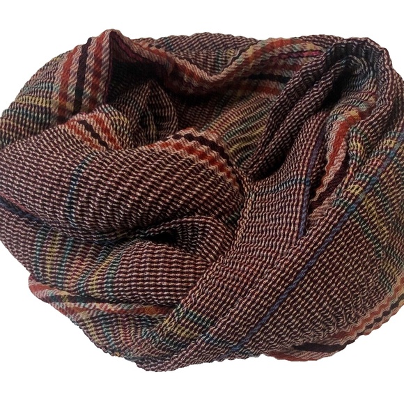 COPY - Vince Camuto Women's Brand New Burgundy Crinkle Plaid Infinity Scarf OS - Picture 2 of 7